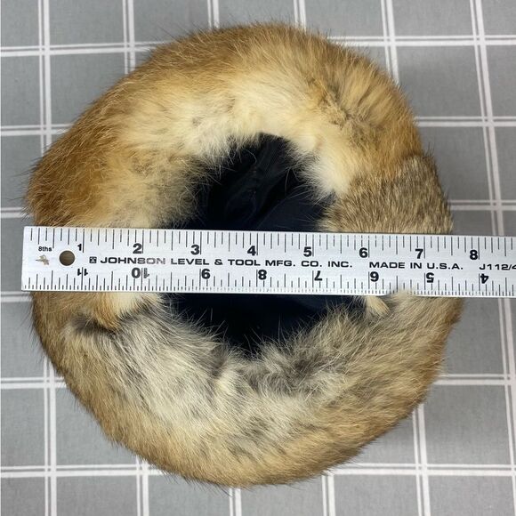 Real Fur Muff Hand Warmer Rare Vtg Hand Stitched Lining & Pocket Winter Wedding - Picture 9 of 9